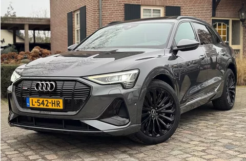 Audi e-tron 55 quattro S-line 95 kWh|PANO|LEER|BLACK|