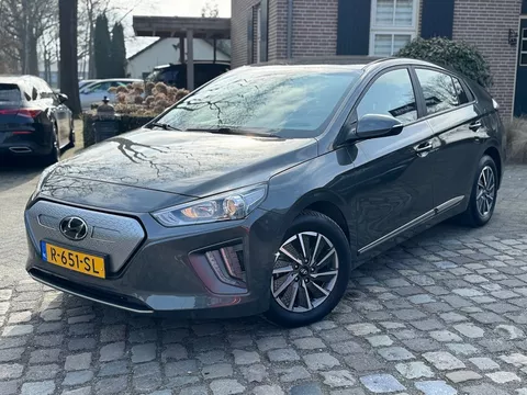 Hyundai IONIQ Comfort EV 38 kWh ecc,navi,lmv,camera