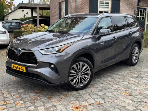 Toyota Highlander 2.5 AWD 248pk Hybrid Executive 7p ecc,leer,navi,trekhaak,camera